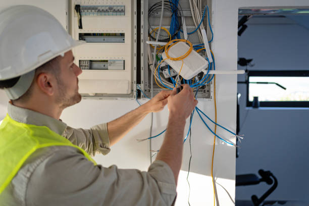 Best Affordable Emergency Electrician  in Corydon, IN